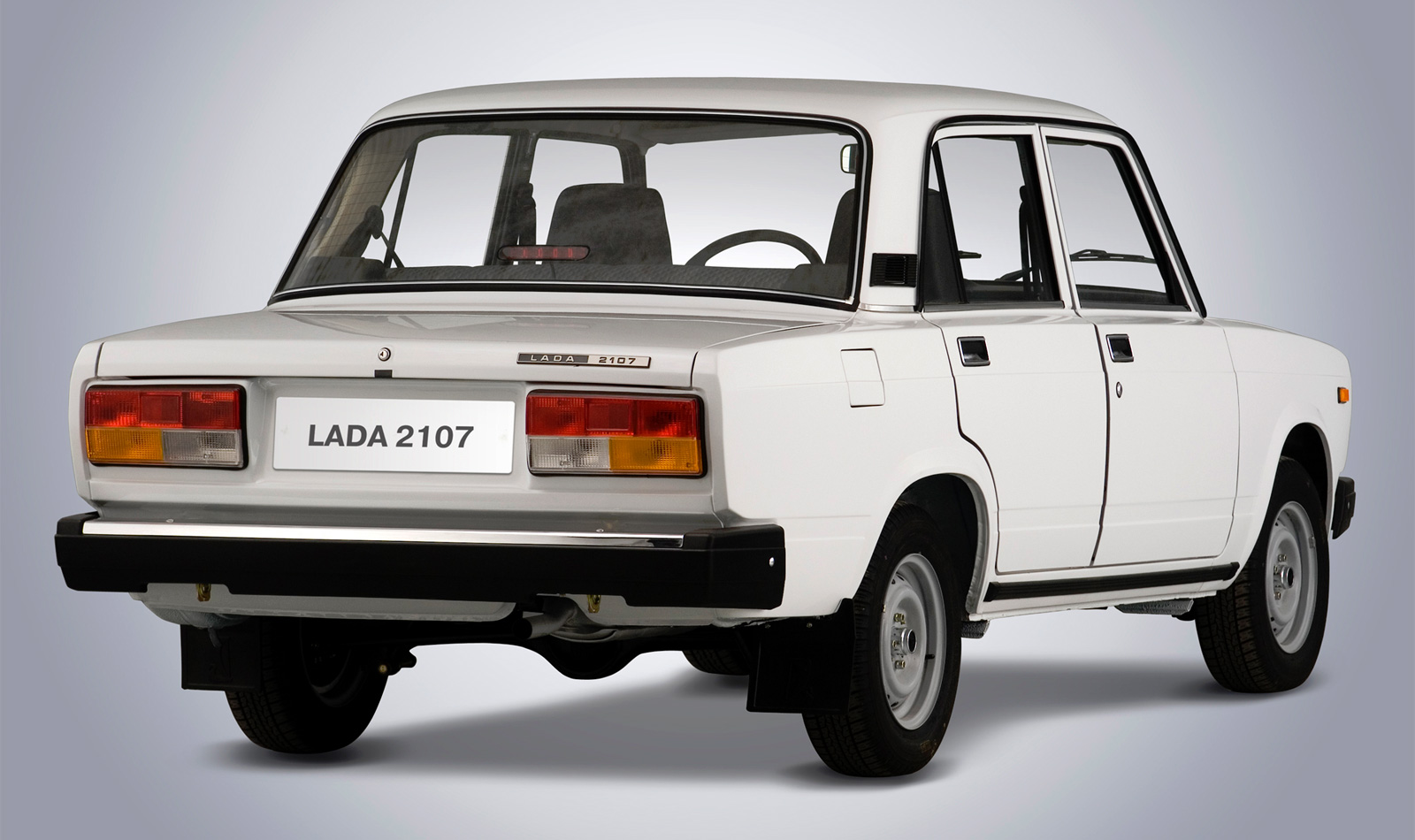 Lada 2107 — самый распространенный в России автомобиль