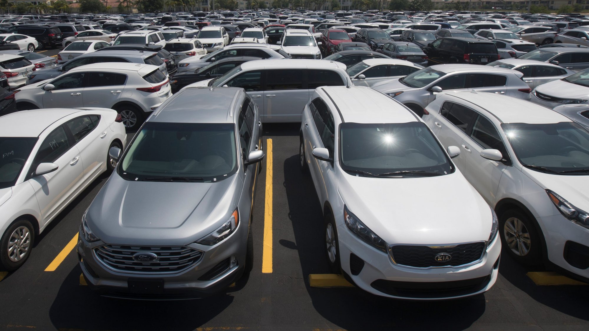 Продажи подержанных автомобилей в октябре выросли на 45%