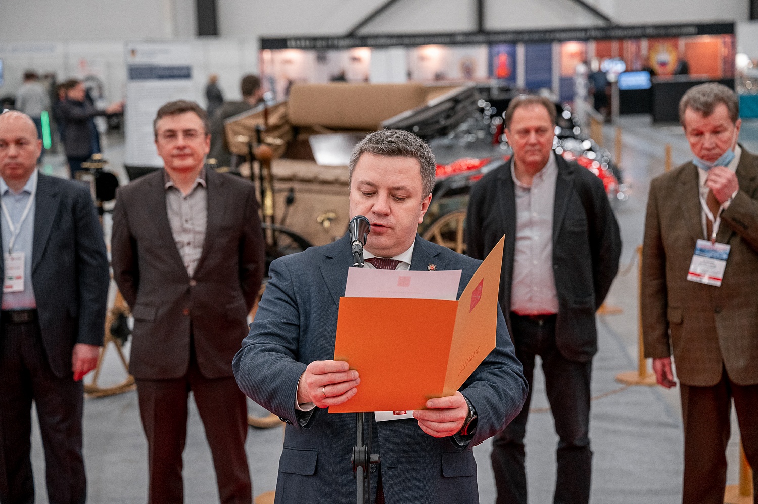 В Экспофоруме открылся Петербургский международный автомобильный салон